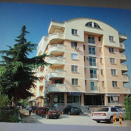 Апартаменты Skopje Center Экстерьер фото
